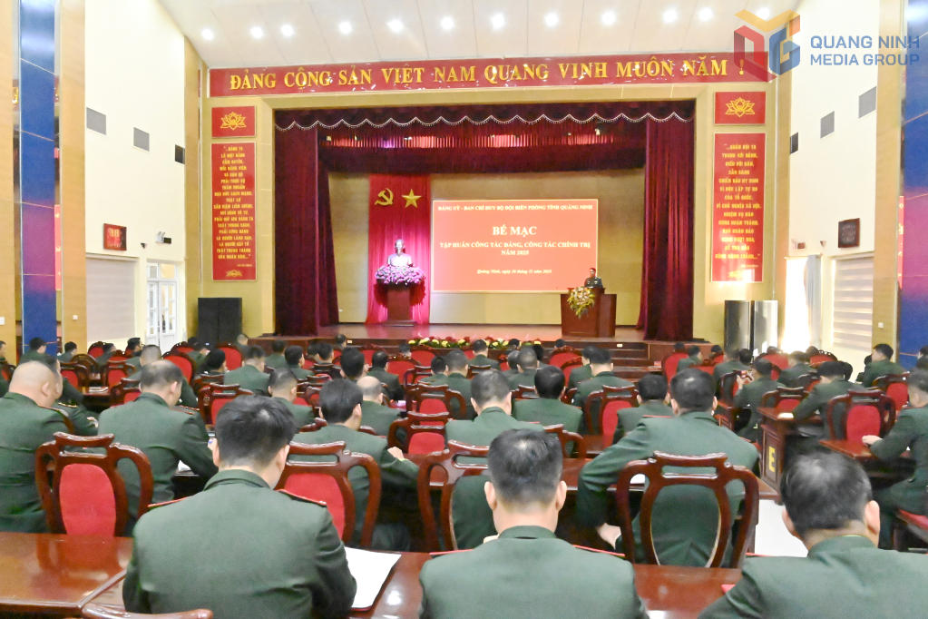 Quang cảnh hội nghị. 