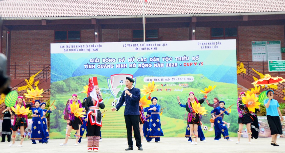 Bình Liêu phát huy bản sắc, xây dựng con người văn minh
