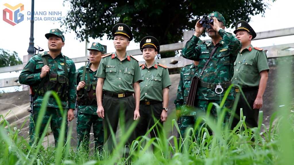 Die Einsatzkräfte haben die Koordinierung bei der Patrouille und Verhinderung häuslicher Gewalt und des illegalen Warentransports aus Grenzgebieten verbessert.