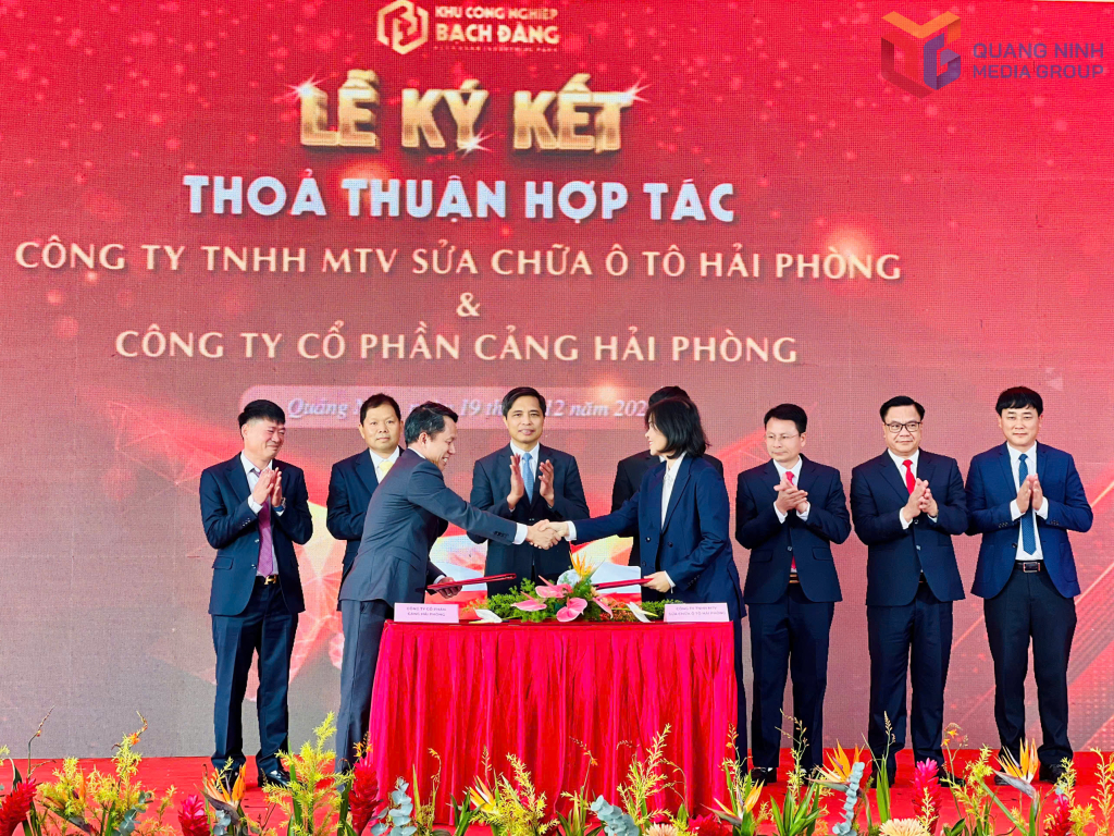 Lễ ký kết thỏa thuận hợp tác giữa Chủ đầu tư dự án và Nhà đầu tư thứ cấp.