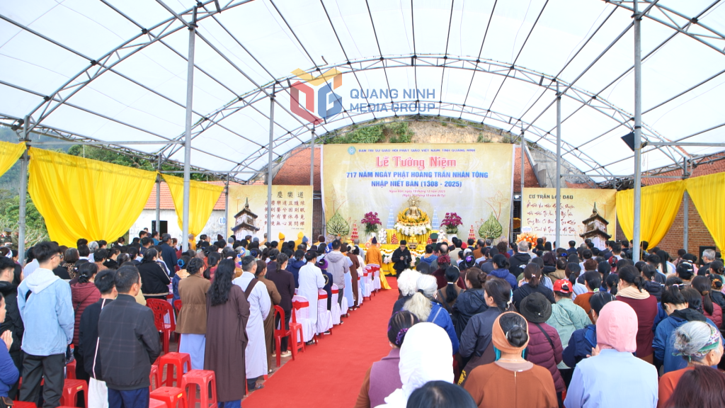 Quang cảnh buổi lễ tượng niệm