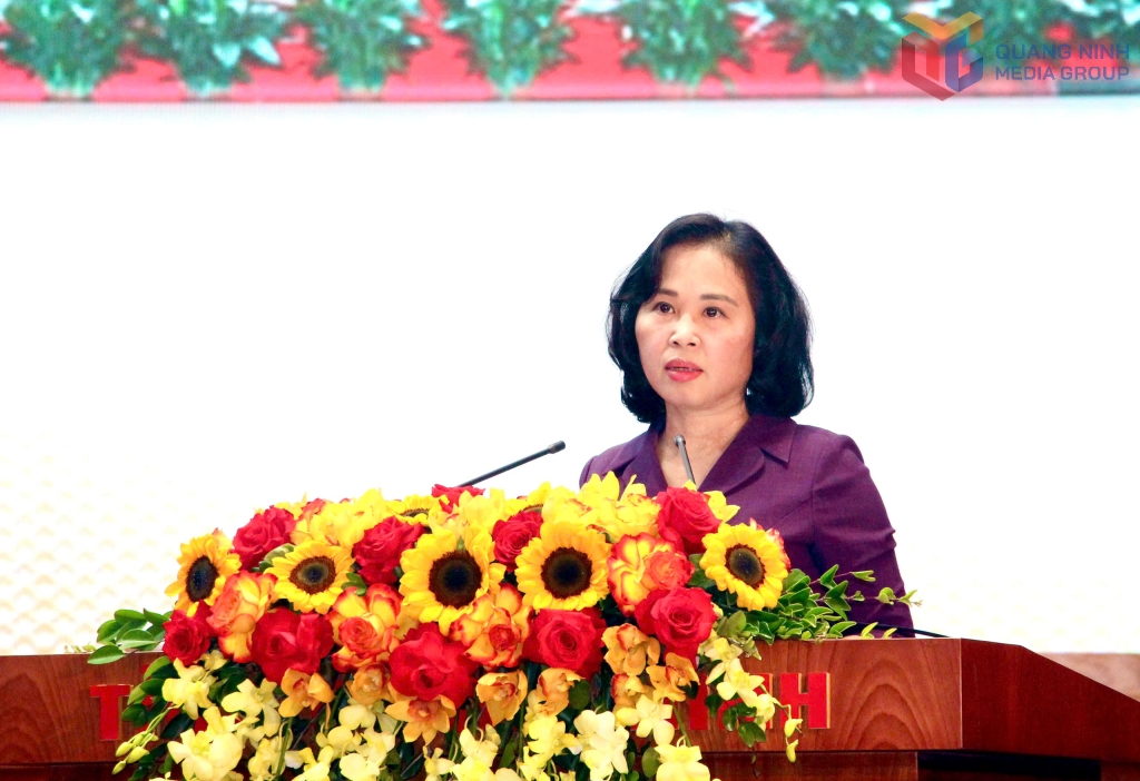 Đồng ch&iacute; Trịnh Thị Minh Thanh, Ph&oacute; B&iacute; thư Thường trực Tỉnh ủy, Chủ tịch HĐND tỉnh, qu&aacute;n triệt Nghị quyết số 05-NQ/TU ng&agrave;y 9/12/2025 của Ban Chấp h&agrave;nh Đảng bộ tỉnh.