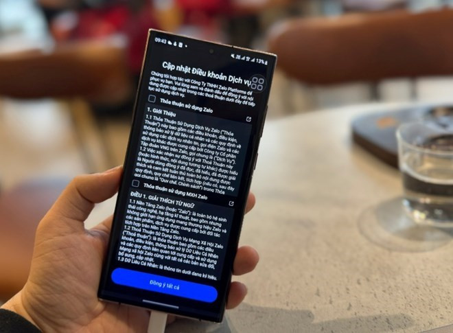 Phản ứng của cộng đồng với điều khoản dịch vụ Zalo