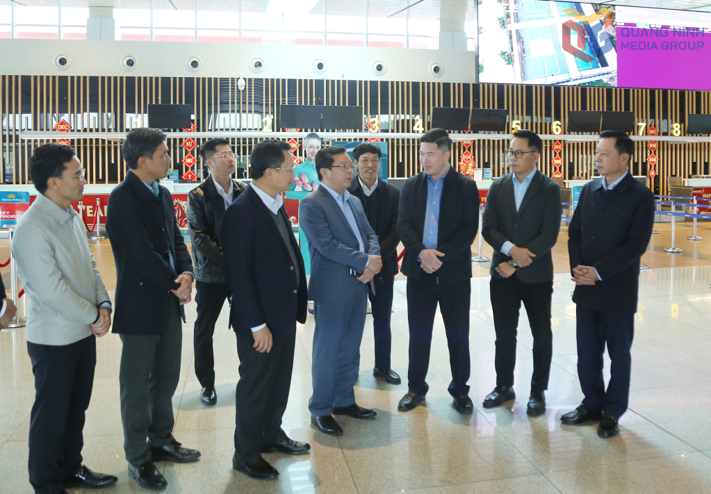 Đoàn công tác Ban Chính sách, chiến lược Trung ương khảo sát tại Sân bay Quốc tế Vân Đồn