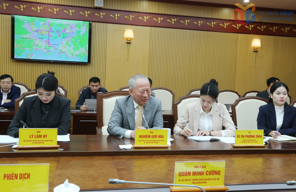 Ông .... Thái Hòa, Tập đoàn Thái Bình Dương, phát biểu tại buổi làm việc.