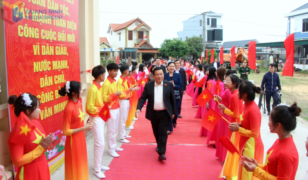 Ảnh với chú thích