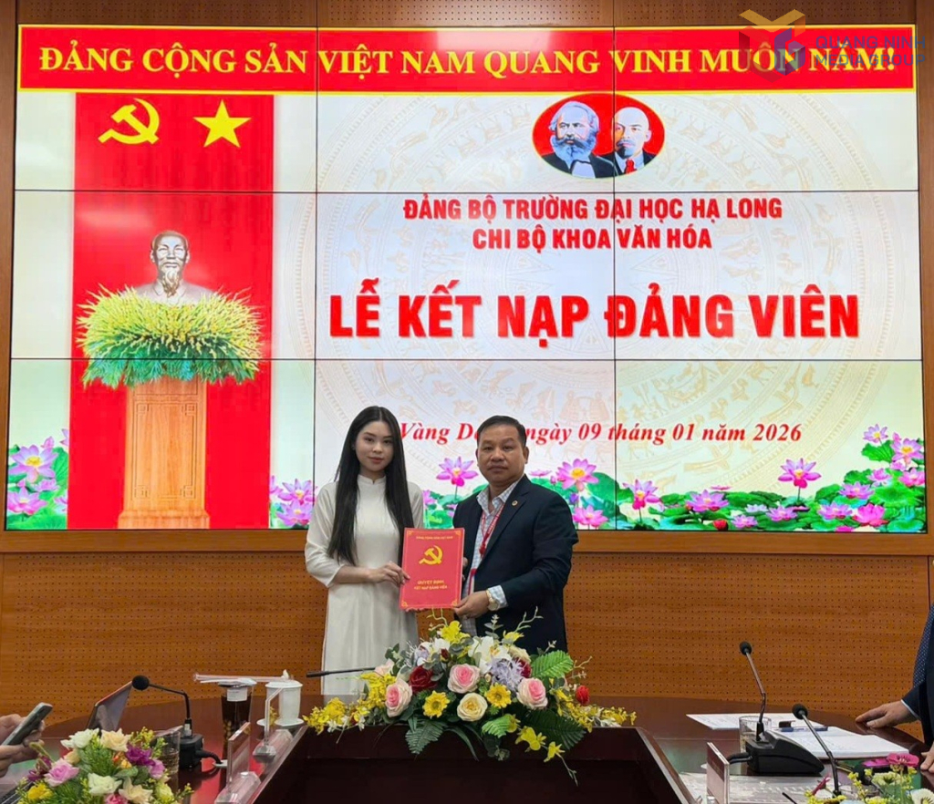 Chi bộ Khoa Văn Hóa, Trường Đại học Hạ Long tổ chức Lễ kết nạp đảng viên.