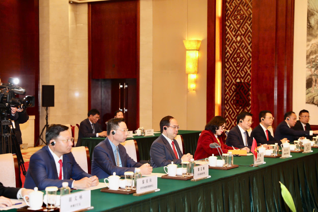 Đoàn đại biểu tỉnh Quảng Ninh tham dự cuộc hội đàm.