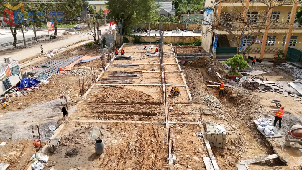 Trường Phổ thông nội trú TH&THCS Quảng Sơn, xã Đường Hoa đang được đẩy nhanh tiến độ thi công.