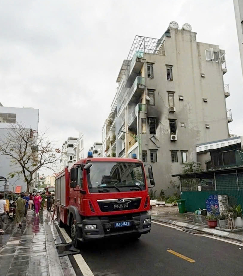 Hiện trường sau khi đám cháy được dập tắt.