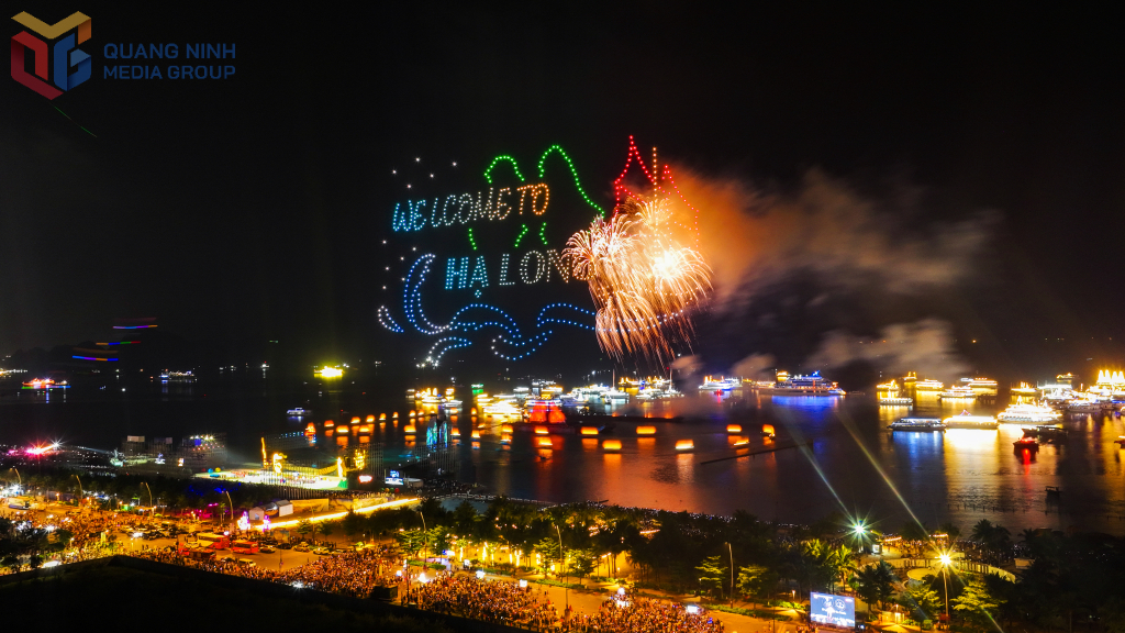 Carnaval Hạ Long là hoạt động văn hóa thường niên, liên tục đổi mới thu hút đông đảo du khách đến với Quảng Ninh. Ảnh: Hùng Sơn