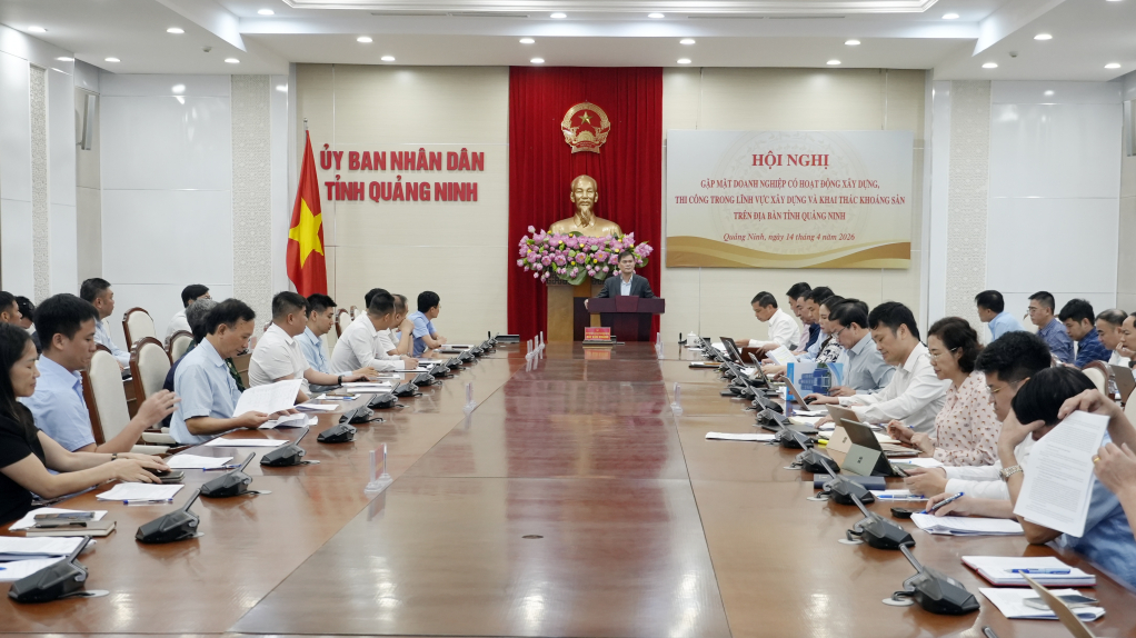 Quang cảnh buổi đối thoại.