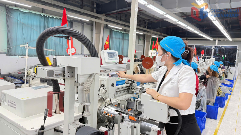 Công ty TNHH Dệt may Weili Hạ Long (KCN Việt Hưng)