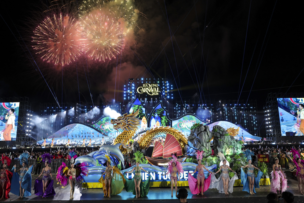 Chương trình Carnaval Hạ Long 2026 là điểm nhấn văn hóa rực rỡ trong kỳ nghỉ lễ 30/4-1/5 của Quảng Ninh. 