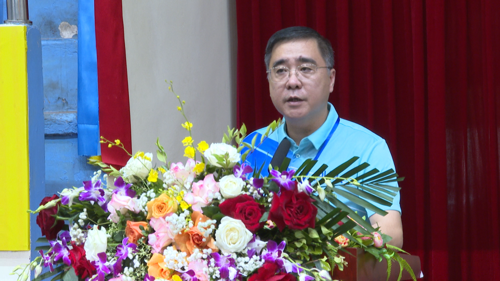 Đồng ch&iacute; Nguyễn Ch&iacute; Th&agrave;nh, Ủy vi&ecirc;n Ban Thường vụ Tỉnh ủy, Ph&oacute; Chủ tịch Thường trực Ủy ban MTTQ Việt Nam tỉnh ph&aacute;t biểu tại hội thao.