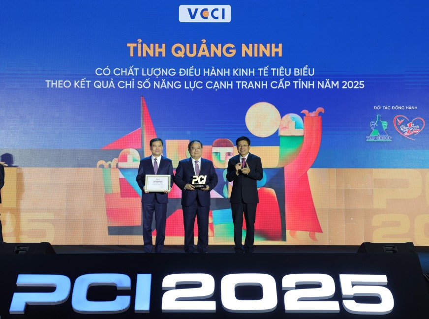 Các đồng chí lãnh đạo tỉnh