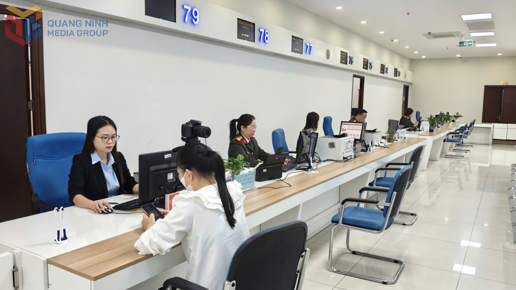 Đơn giản hóa thủ tục hành chính và thúc đẩy khu vực tư nhân