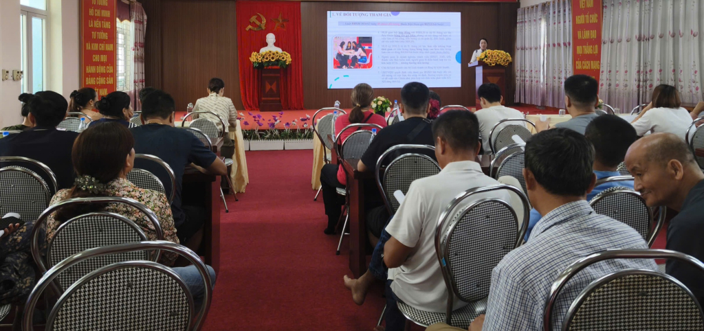 Sở Tư pháp phối hợp với UBND phường Tuần Châu tập huấn bồi dưỡng kiến thức pháp luật về chính sách BHXH cho doanh nghiệp nhỏ và vừa, hộ kinh doanh trên địa bàn.