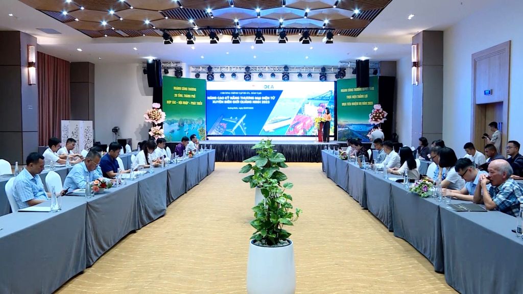 Quang cảnh tập huấn Nâng cao kỹ năng thương mại điện tử xuyên biên giới Quảng Ninh 2023. Ảnh: Ngọc Trâm