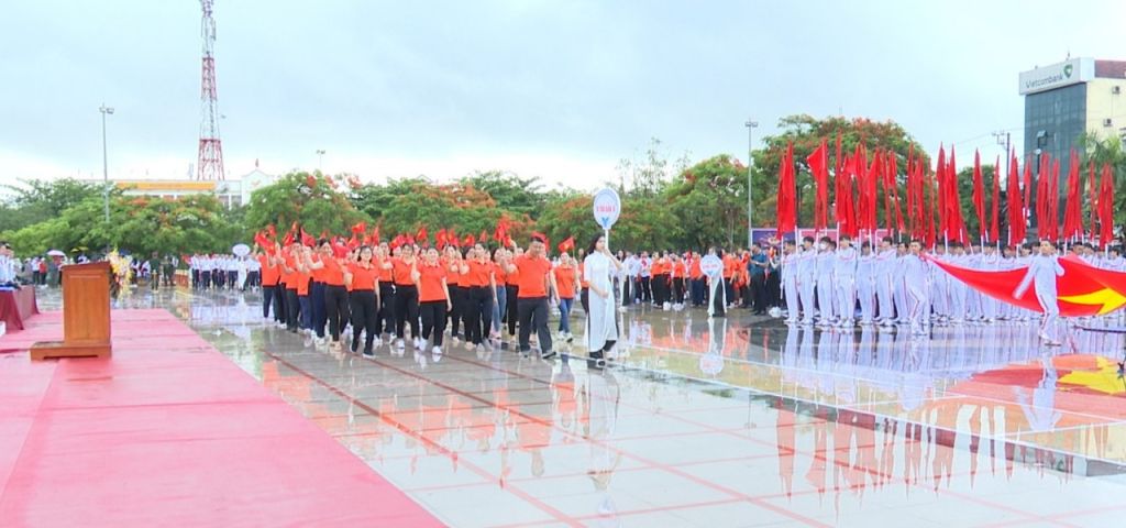 Các hoạt động văn hóa, văn nghệ, thể dục thể thao đã tạo khí thế thi đua sôi nổi trong toàn huyện Hải Hà