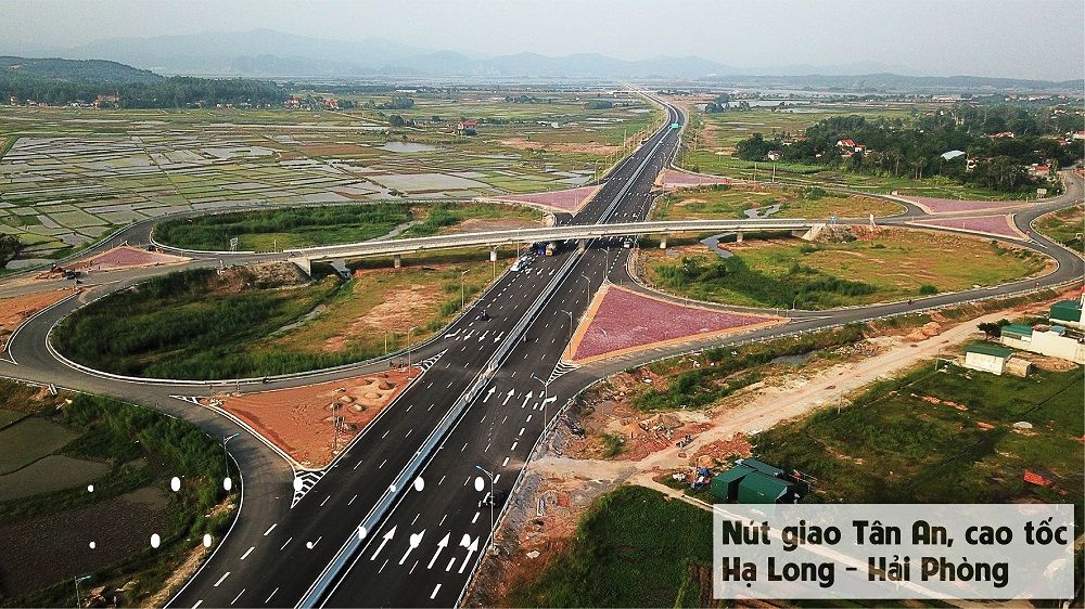 Cao tốc Hạ Long - Hải Phòng hoàn thiện giúp rút ngắn thời gian di chuyển.